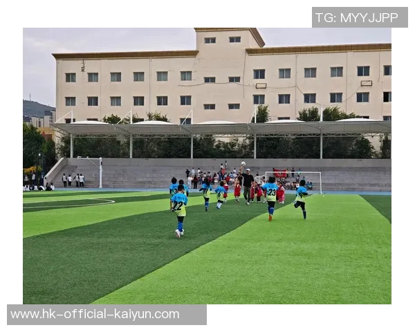 足球小将主人公的成长历程与梦想追逐之路